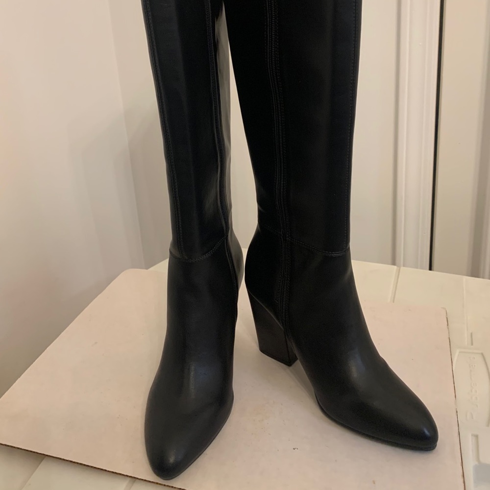 Kaari Blue boots